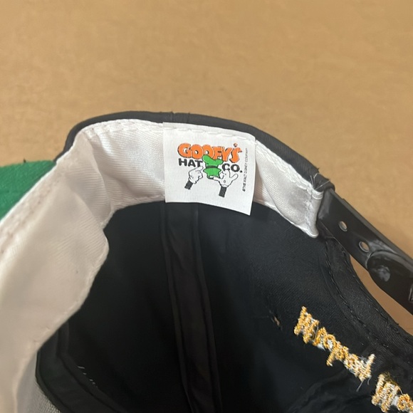 Mickey Mouse Cap ⬇️ - Picture 5 of 6